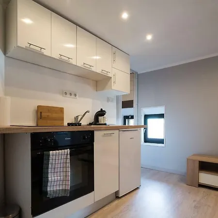 招待所 Apartman Mrkonjic 2*